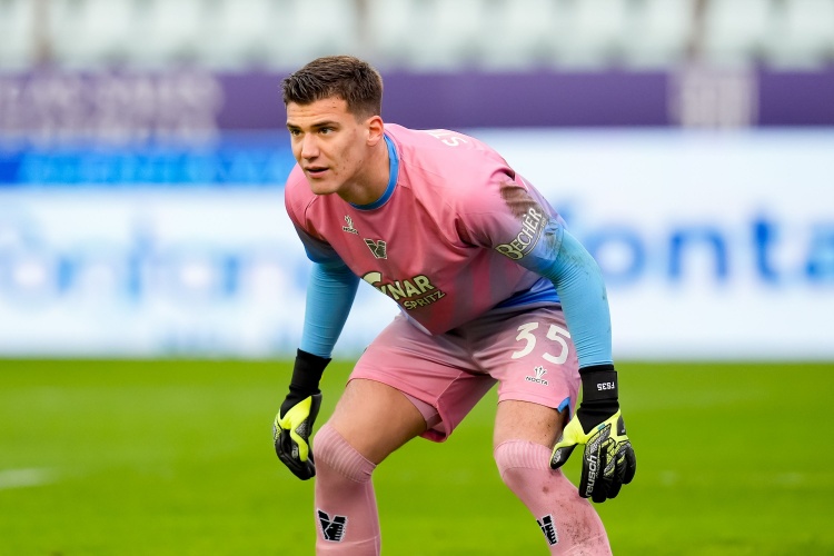 开云直播公司-意媒：除了A·斯坦科维奇外，国米还在考虑买回门将F·斯坦科维奇